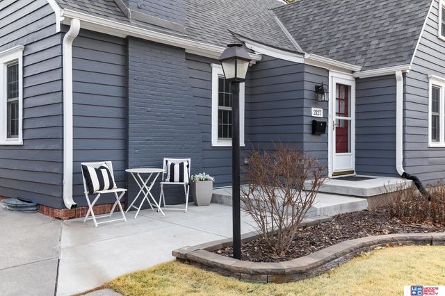 2127 Lake Street, Lincoln, NE 68502