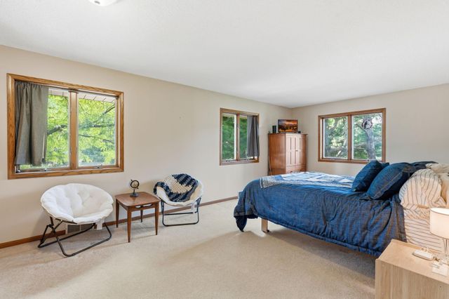 3595 Edgerton Street, Vadnais Heights, MN 55127