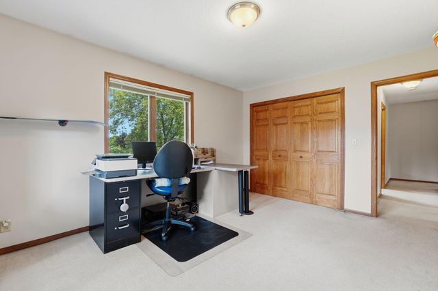 3595 Edgerton Street, Vadnais Heights, MN 55127