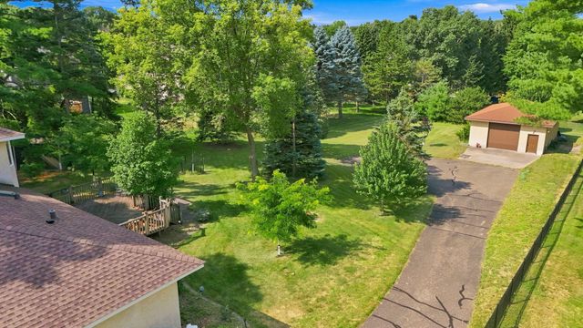 3595 Edgerton Street, Vadnais Heights, MN 55127