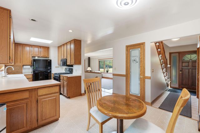 3595 Edgerton Street, Vadnais Heights, MN 55127