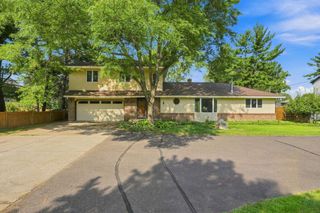 3595 Edgerton Street, Vadnais Heights, MN 55127
