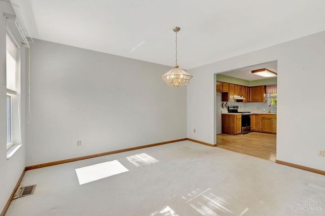 3646 Rackacres Drive, Green Twp, OH 45211