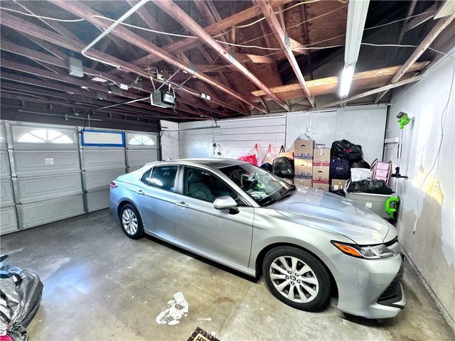 2839 S Castle Harbour, Ontario, CA 91761