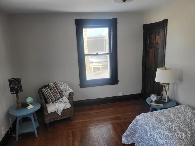 325 E Sharon Road, Glendale, OH 45246