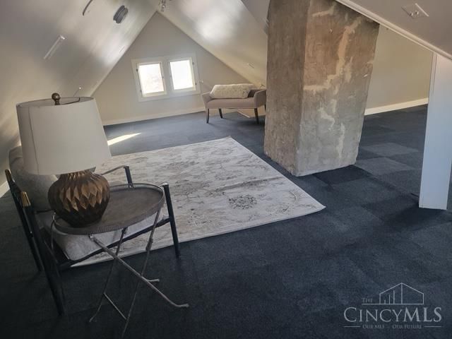 325 E Sharon Road, Glendale, OH 45246