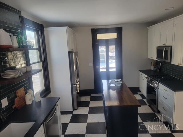 325 E Sharon Road, Glendale, OH 45246