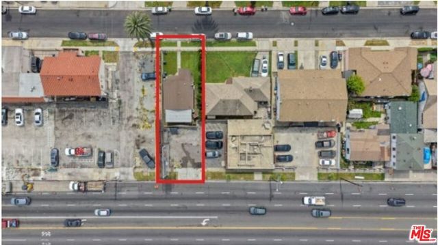 1025 W 101st Street, Los Angeles, CA 90044