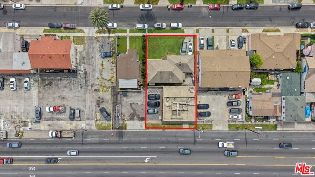 1025 W 101st Street, Los Angeles, CA 90044