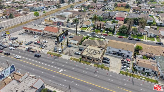 1025 W 101st Street, Los Angeles, CA 90044