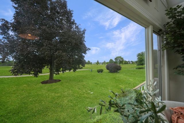 1564 White Eagle Drive, Naperville, IL 60564