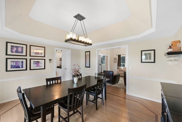 1564 White Eagle Drive, Naperville, IL 60564
