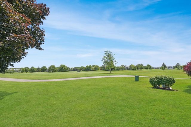 1564 White Eagle Drive, Naperville, IL 60564