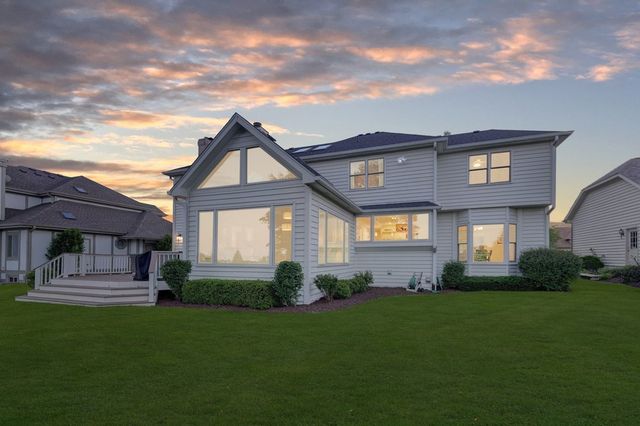 1564 White Eagle Drive, Naperville, IL 60564