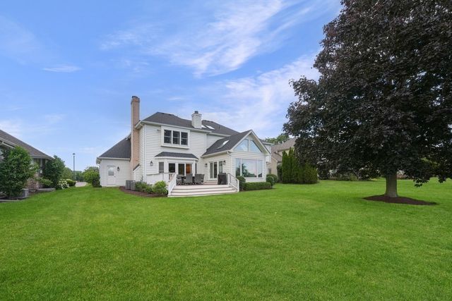 1564 White Eagle Drive, Naperville, IL 60564