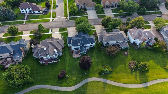 1564 White Eagle Drive, Naperville, IL 60564