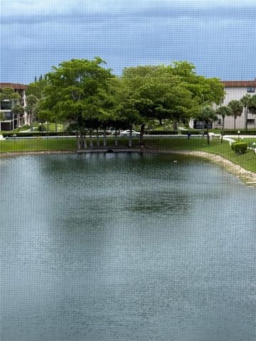 4930 E Sabal Palm Boulevard 402, Tamarac, FL 33319