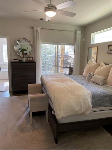 5204 Hershe Street B, Houston, TX 77020