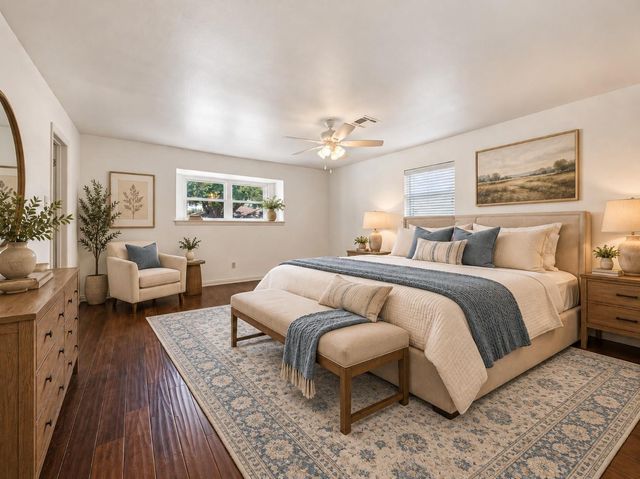 1327 Guese Road, Houston, TX 77008