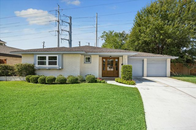 1327 Guese Road, Houston, TX 77008