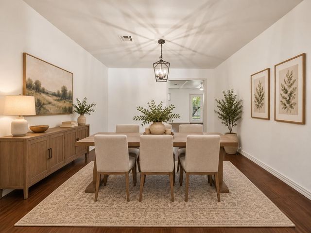 1327 Guese Road, Houston, TX 77008