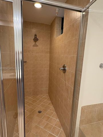 2900 NW 125th Ave 3-210, Sunrise, FL 33323