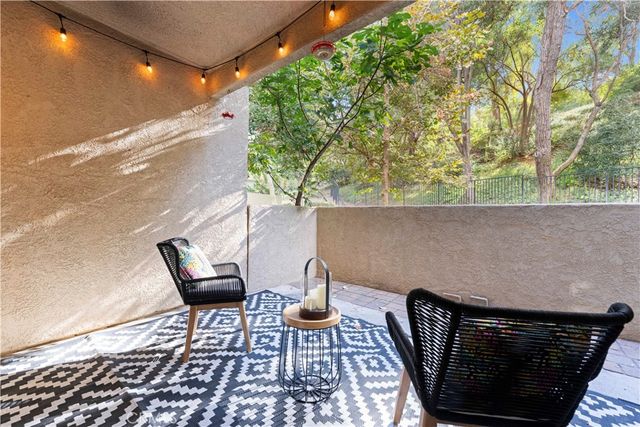 23930 Arroyo Park, Valencia, CA 91355