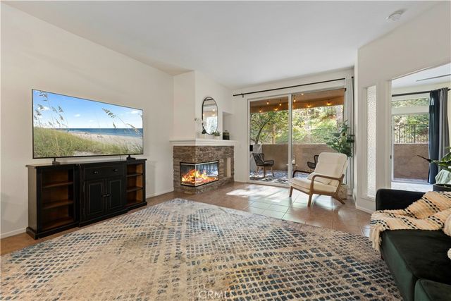 23930 Arroyo Park, Valencia, CA 91355