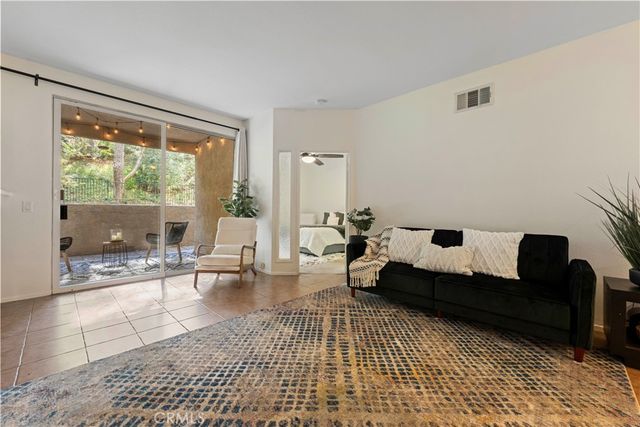 23930 Arroyo Park, Valencia, CA 91355