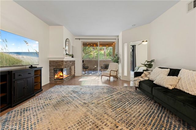 23930 Arroyo Park, Valencia, CA 91355