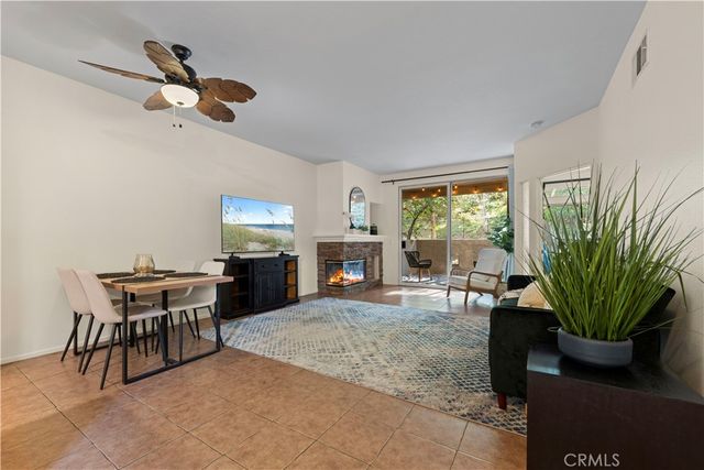 23930 Arroyo Park, Valencia, CA 91355