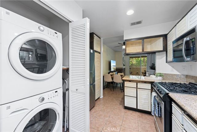 23930 Arroyo Park, Valencia, CA 91355