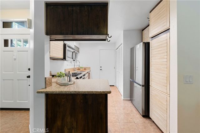 23930 Arroyo Park, Valencia, CA 91355