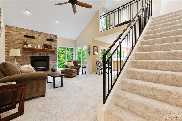 533 Rooster Ridge Court, Defiance, MO 63341