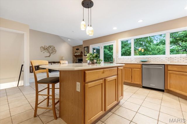 533 Rooster Ridge Court, Defiance, MO 63341