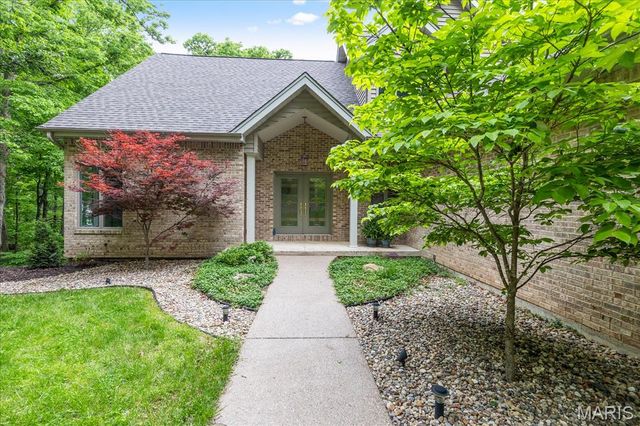 533 Rooster Ridge Court, Defiance, MO 63341