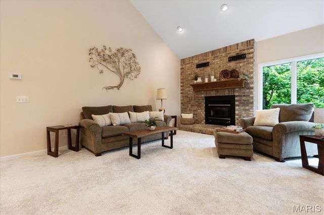533 Rooster Ridge Court, Defiance, MO 63341