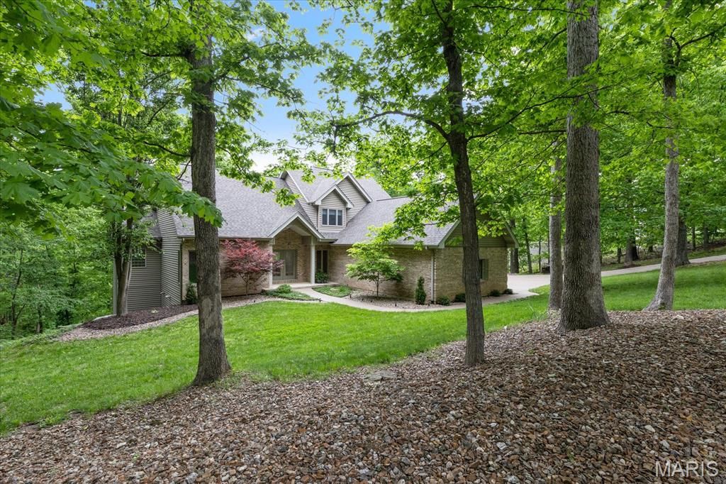 533 Rooster Ridge Court, Defiance, MO 63341