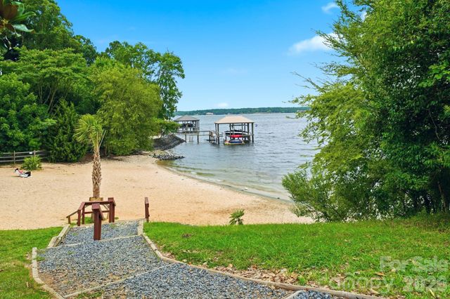 12017 Baywoods Drive, Tega Cay, SC 29708