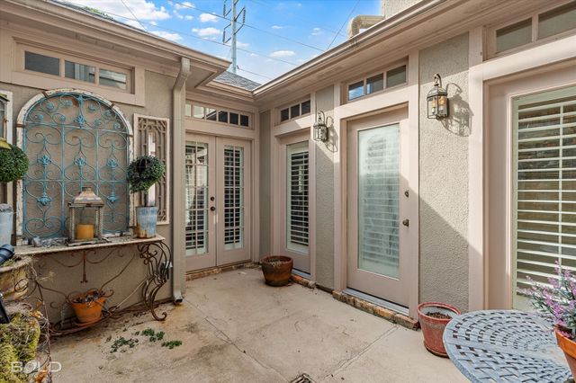 2013 E Kings Highway, Shreveport, LA 71105