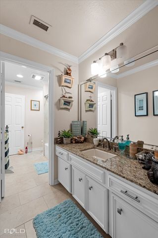 2013 E Kings Highway, Shreveport, LA 71105