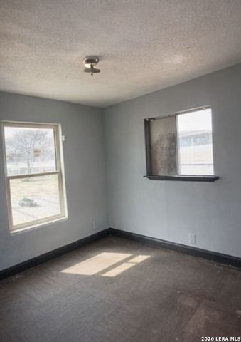 1106 San Francisco, San Antonio, TX 78201