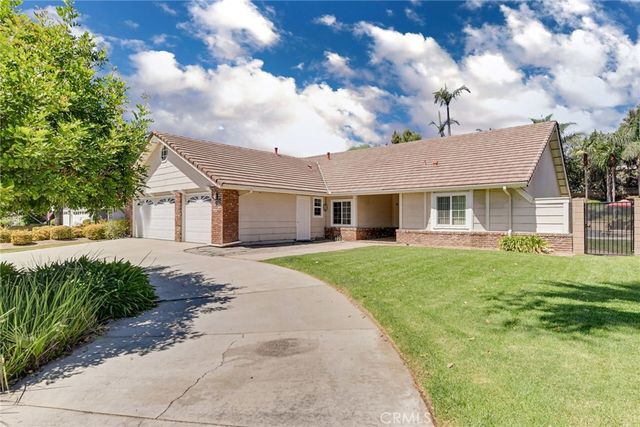 2123 Golden Hills, La Verne, CA 91750