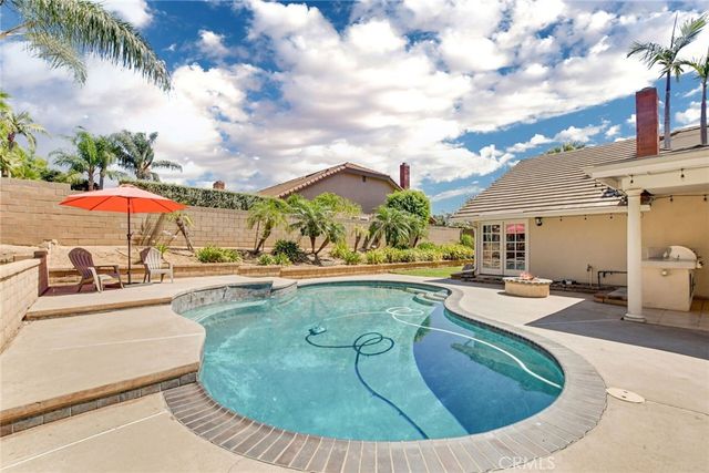 2123 Golden Hills, La Verne, CA 91750