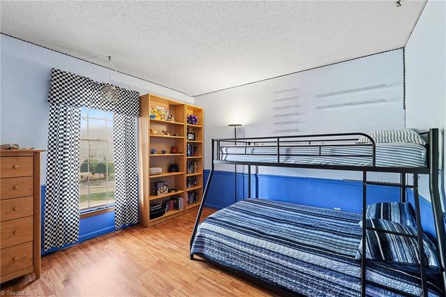 1532 Creek Bed Road, Kernersville, NC 27284