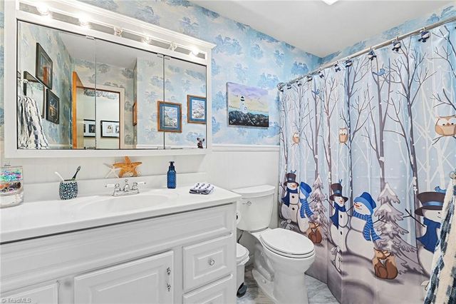 1532 Creek Bed Road, Kernersville, NC 27284