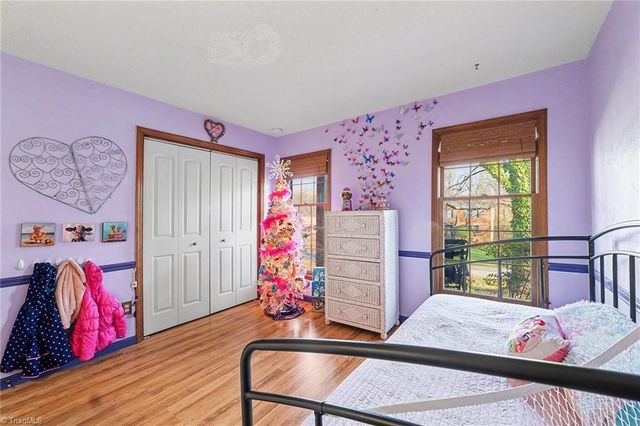 1532 Creek Bed Road, Kernersville, NC 27284