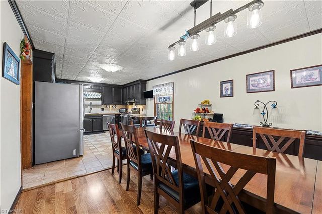 1532 Creek Bed Road, Kernersville, NC 27284