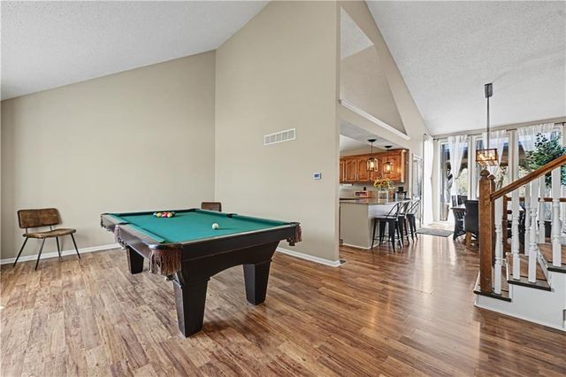 25000 Pflumm Road, Louisburg, KS 66053