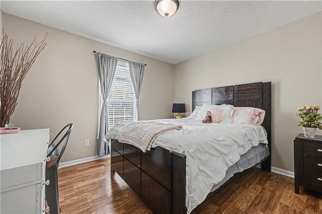 25000 Pflumm Road, Louisburg, KS 66053